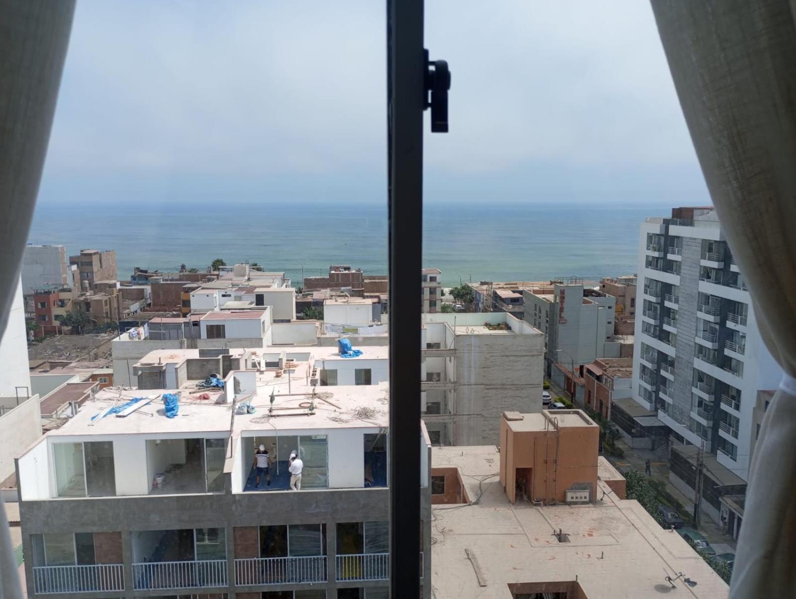 Con Vista Al Mar Homestay Lima
